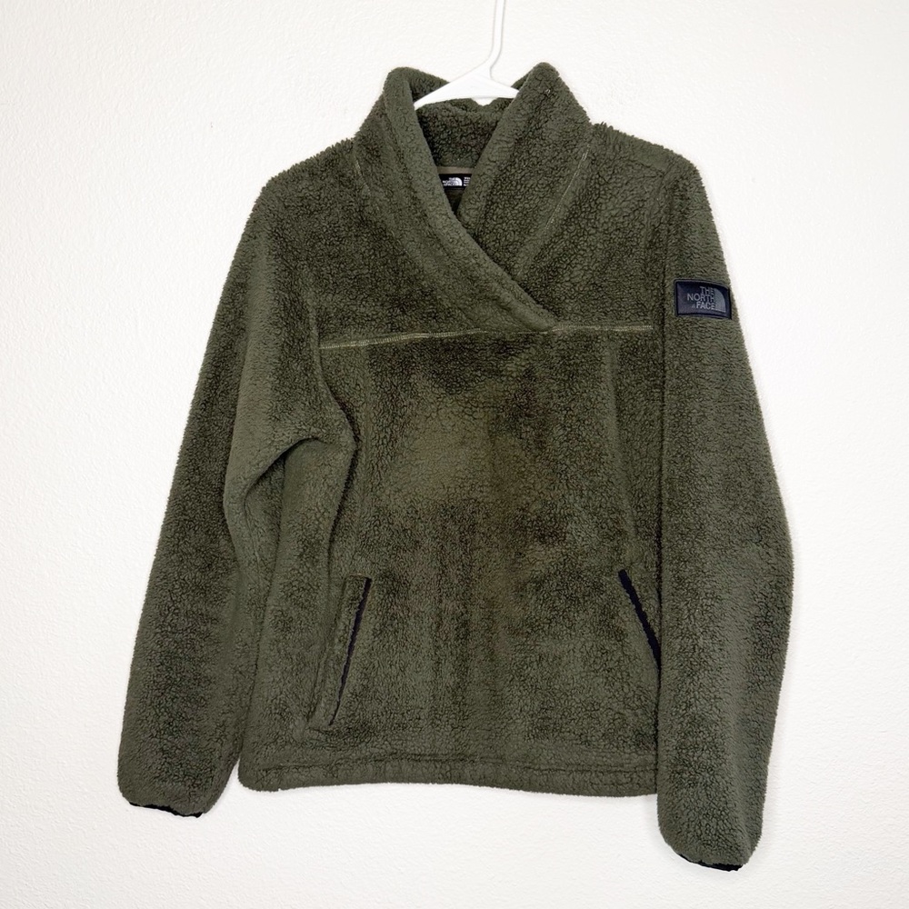 The North Face Khampfire Fleece Pullover in Olive Green Womens Size Medium